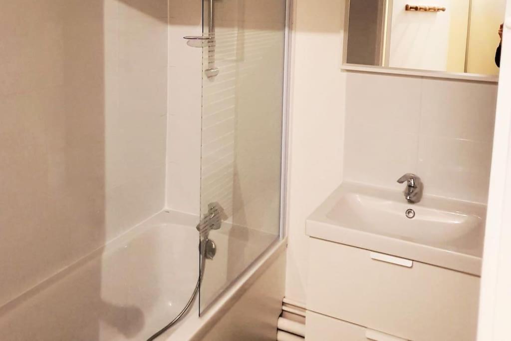 Le Jules Val - Studio cosy en résidence + Parking + Wi-fi Evry-Gregy-sur-Yerre Extérieur photo